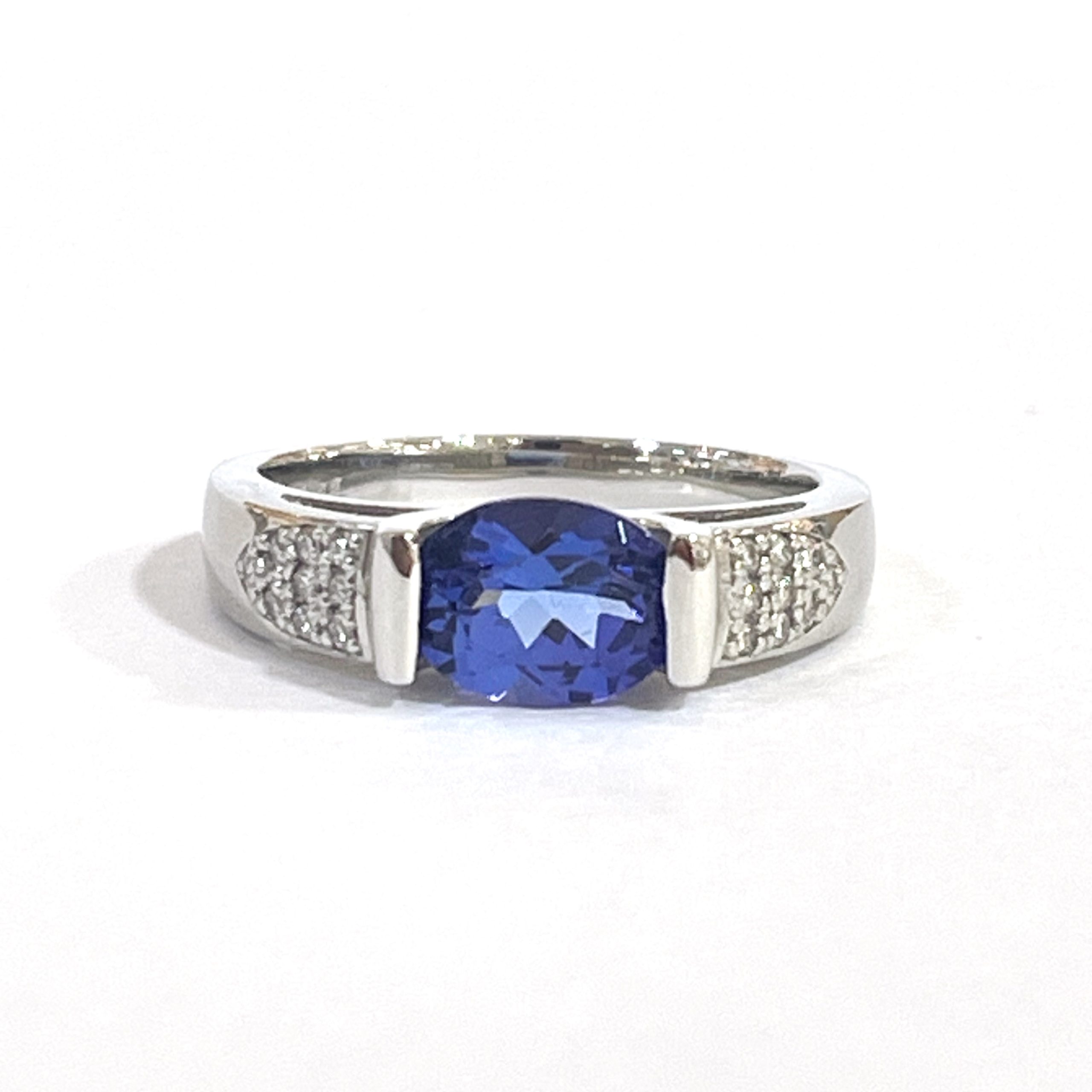 プラチナ950タンザナイト/ダイヤリング