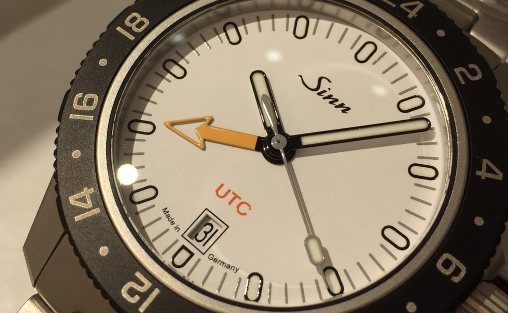 【SINN】105.ST.SA.UTC.W 24時間式第二時間帯表示を備えた 上品な大人のスポーツウォッチ 【SINN】105.ST.SA.UTC.W 24時間式第二時間帯表示を備えた 上品な大人のスポーツウォッチ
