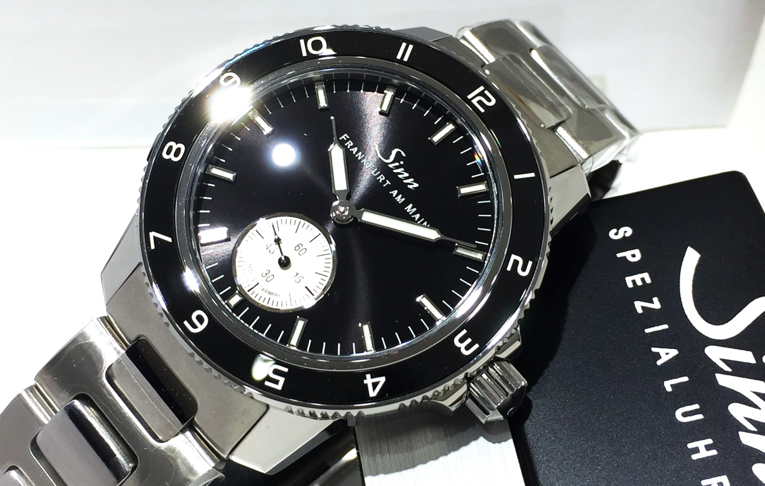 【再々入荷:残りわずか】Sinn「104 クラシック Classic 12」ジンの技術と、クラシックな美を融合した特別モデル 【再々入荷:残りわずか】Sinn「104 クラシック Classic 12」ジンの技術と、クラシックな美を融合した特別モデル