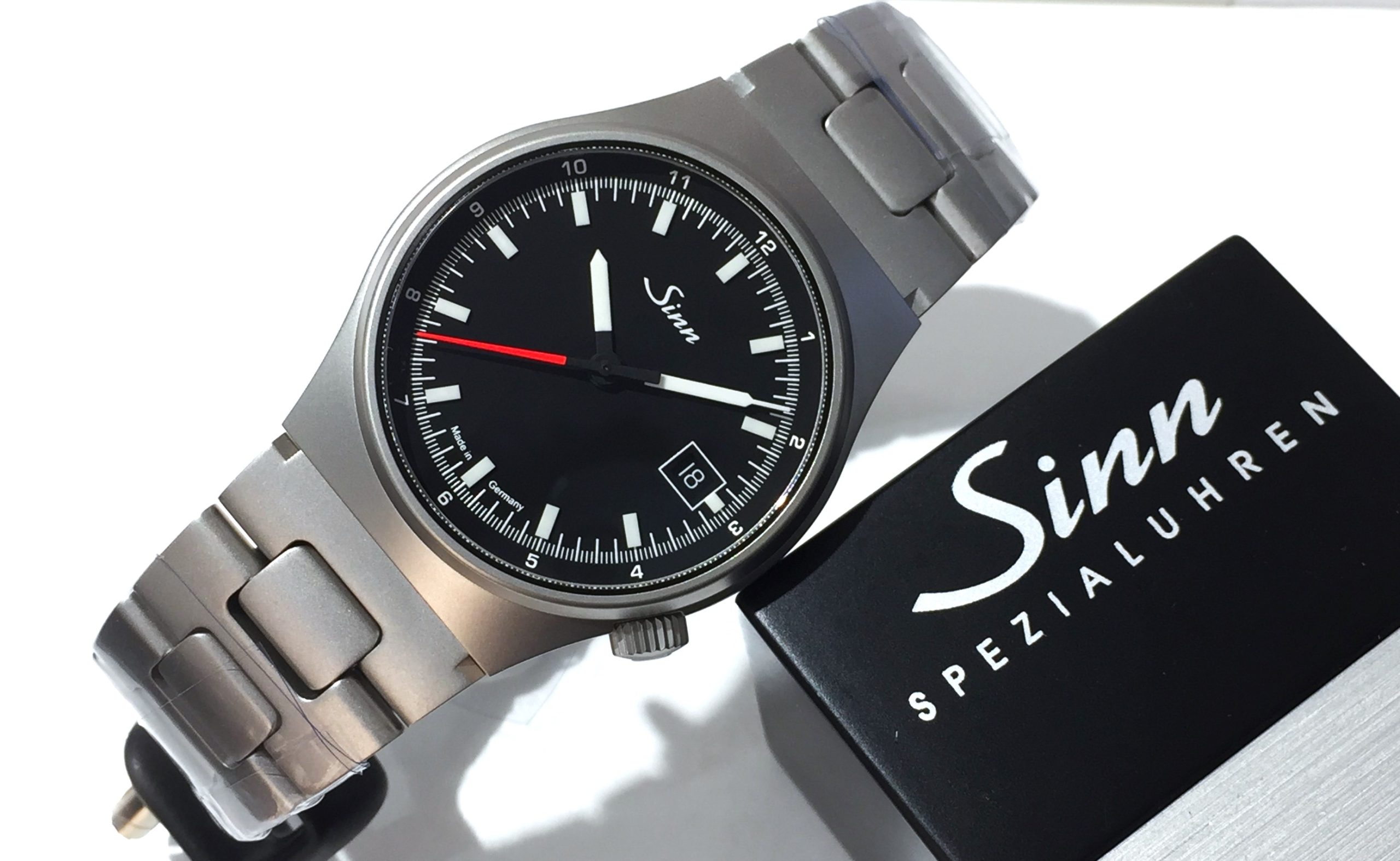 【予約販売開始】時を刻む芸術。SINN 544 洗練された大人のための至高のマスターピース、店頭予約販売開始。 【予約販売開始】時を刻む芸術。SINN 544 洗練された大人のための至高のマスターピース、店頭予約販売開始。